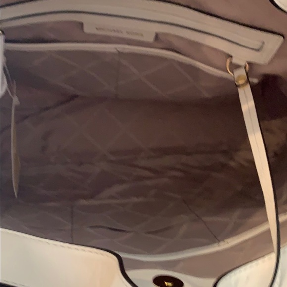 Purse - Picture 3 of 5